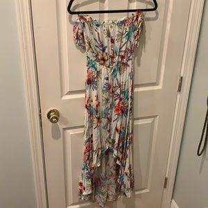 Off the shoulder floral summer dress!
